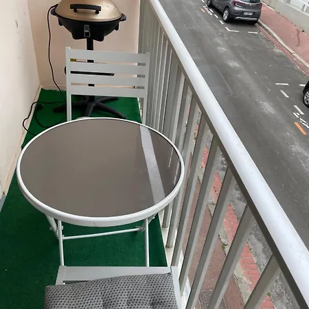 Lägenhet Le Chti 100 M De La Vue Laterale *